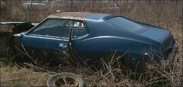 Junk Cars Ball Ground